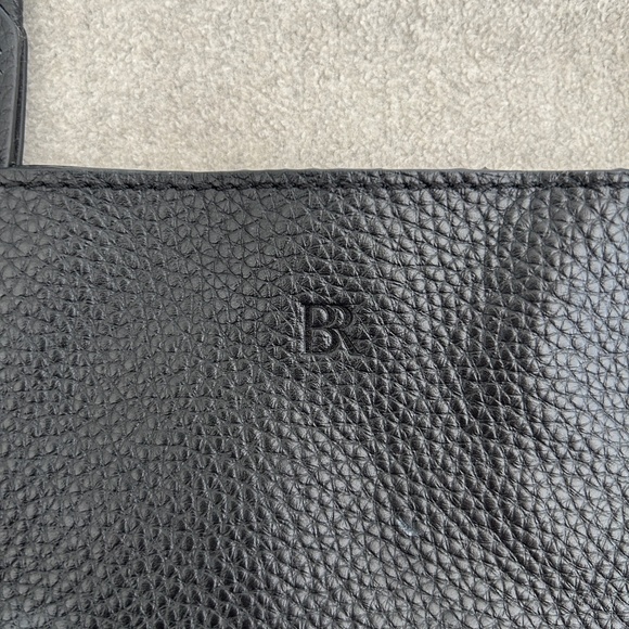 Banana Republic Tote East-West Pebbled Cow Leather Black 14x15 Unstructured Soft - Picture 2 of 13